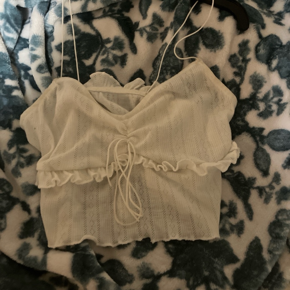 Elegant White Lace-Up Crop Top